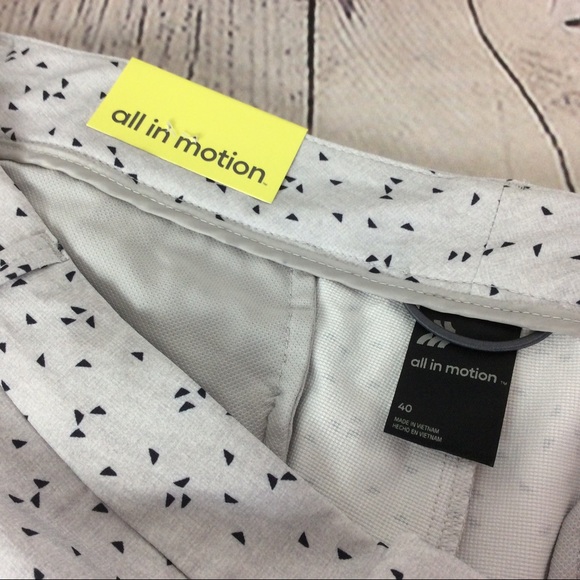 “All in Motion” Men’s Golf Shorts Silver/Black - Picture 12 of 13